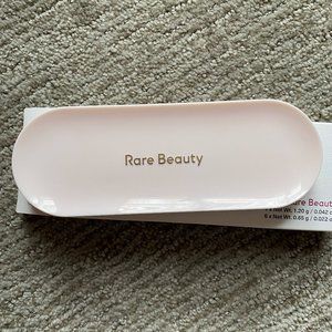 Swatched RARE BEAUTY Discovery Eyeshadow Palette